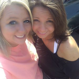 Meet your Posher, Carrie